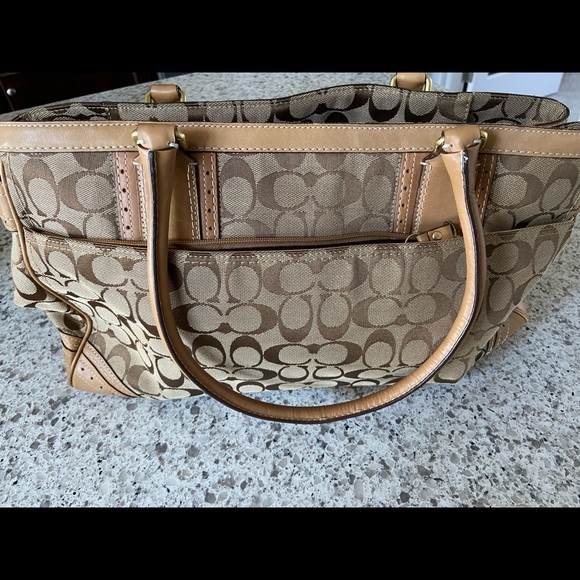 Coach Hampton Carryall light brown/tan bag - Picture 2 of 6